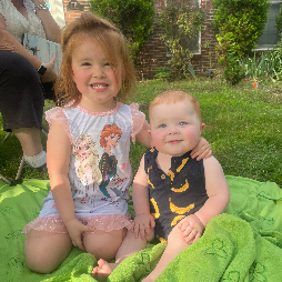 Elliot and big sis Lucy 