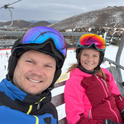 Clare and Dad on the ski slopes